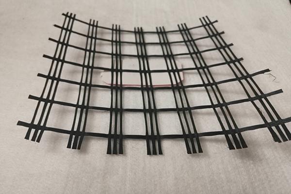 在路基中土工格柵的施工工藝  第2張