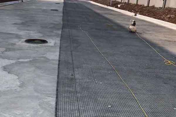 土工格柵在城市白改黑道路上怎么施工呢？  第1張