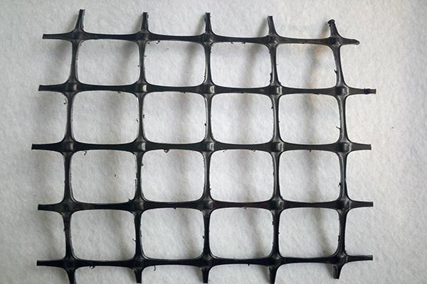 土工格柵的材質構成及特點解析  第3張