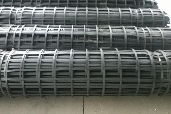 路基土工格柵與傳統格柵比較：優勢分析  第3張