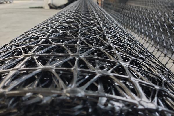 三向土工格柵施工方法  第2張