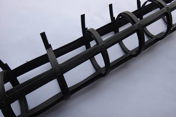 玻纖格柵和鋼塑格柵區別在哪兒  第4張