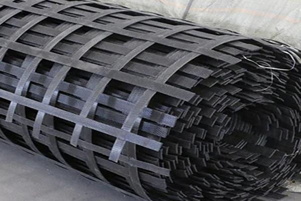 高韌性聚酯紗線集束土工格柵怎么清洗呢？  第3張