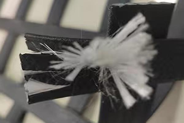 高韌性聚酯紗線集束土工格柵有哪些作用  第1張